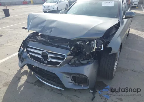 2017 Mercedes-Benz E 300 из США, поврежденный, VIN WDDZF4JB8HA218583